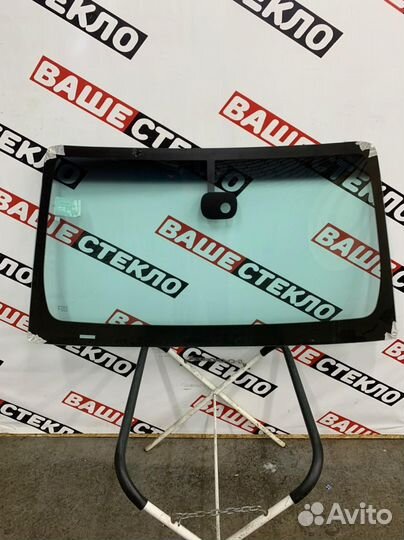 Лобовое стекло Nissan Note Установка 1ч