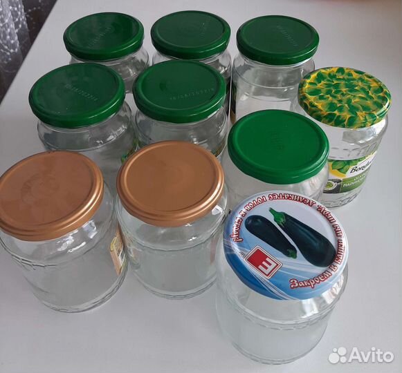 Банки стеклянные 0,5 - 0,7 литра с крышками