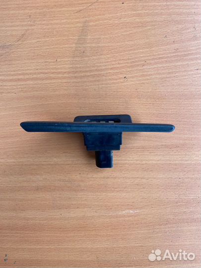 Контактная пластина правая Vw Transporter T5 AXC