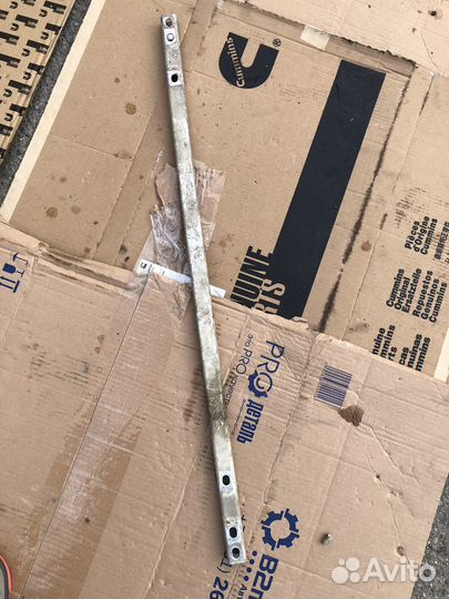 Распорка моторного отсека Mercedes W167