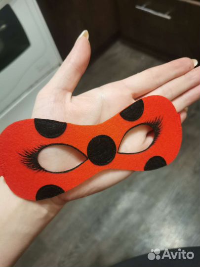 Маска Леди Баг