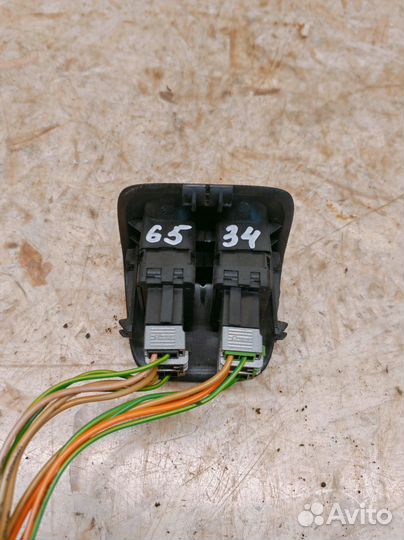 Кнопка стеклоподъемника Peugeot 206