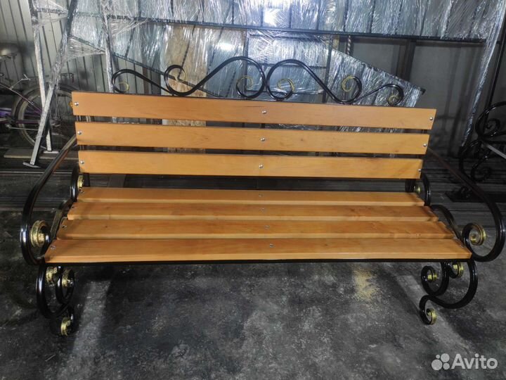 Скамейка садовая