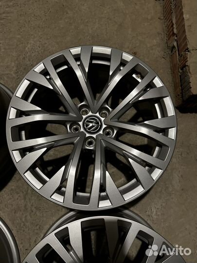 Диски volkswagen touareg оригинал кованные r18