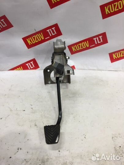 Педаль тормоза Kia Rio 3. седан 1.6 G4FC 2013