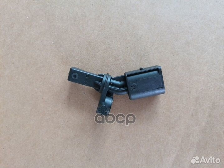 Датчик ABS задний левый VW Polo Skoda Fabia Seat