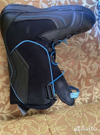 Сноубордические ботинки deeluxe