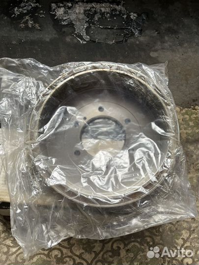 Тормозные барабаны на Nissan Elgrand, Terrano