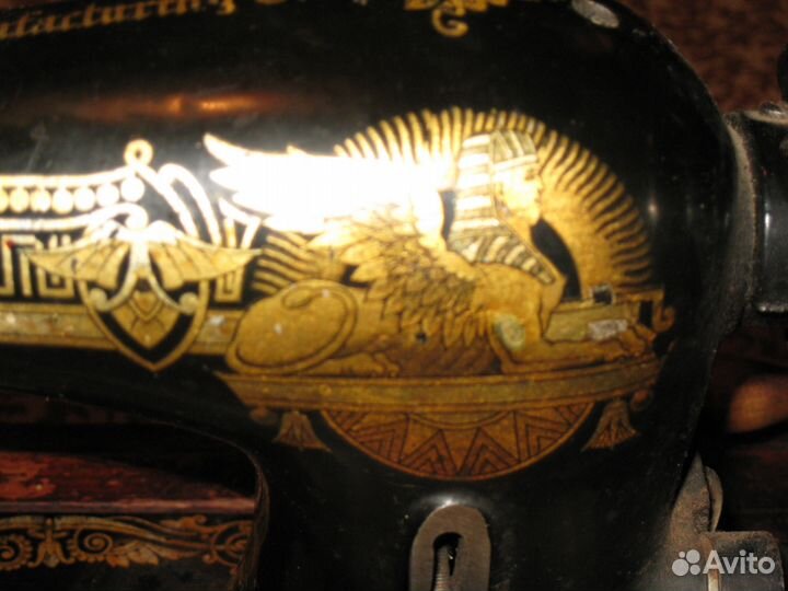 Швейная машинка 