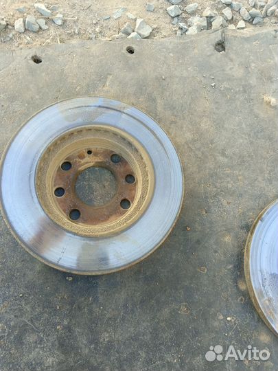 Продам диски тормозные