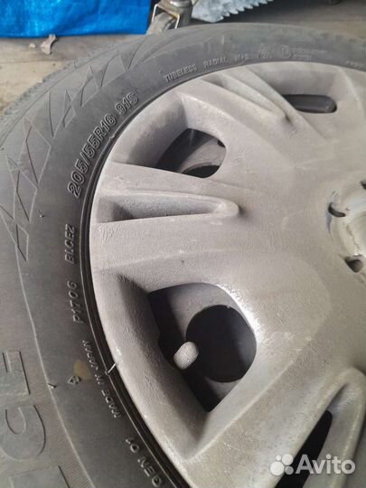 Bridgestone Blizzak Ice 205/55 R16