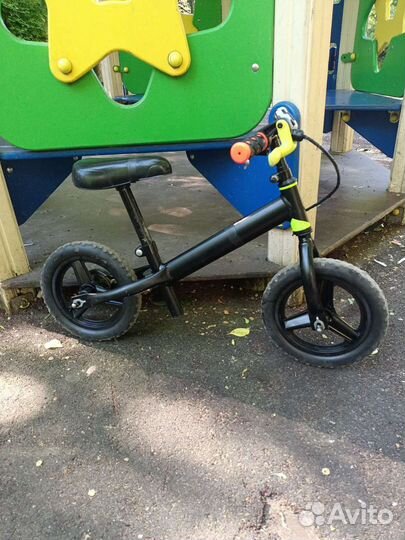 Беговел B'twin RunRibe 520