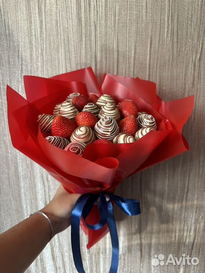 Букет из клубники в шоколаде