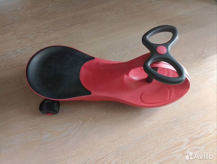 Машинка бибикар