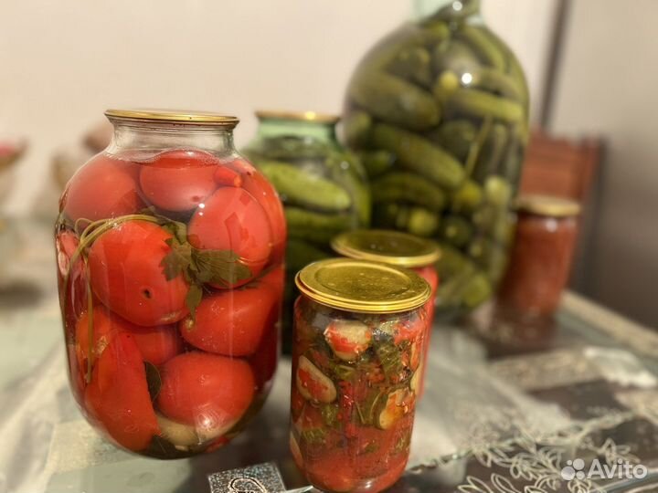 Огурцы и помидоры