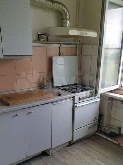 Комната 14 м² в 4-к., 8/9 эт.