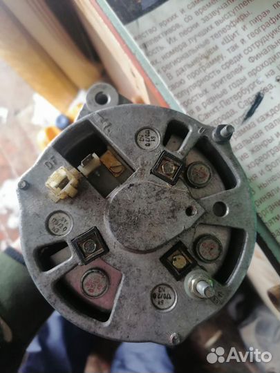 Генератор комбайна