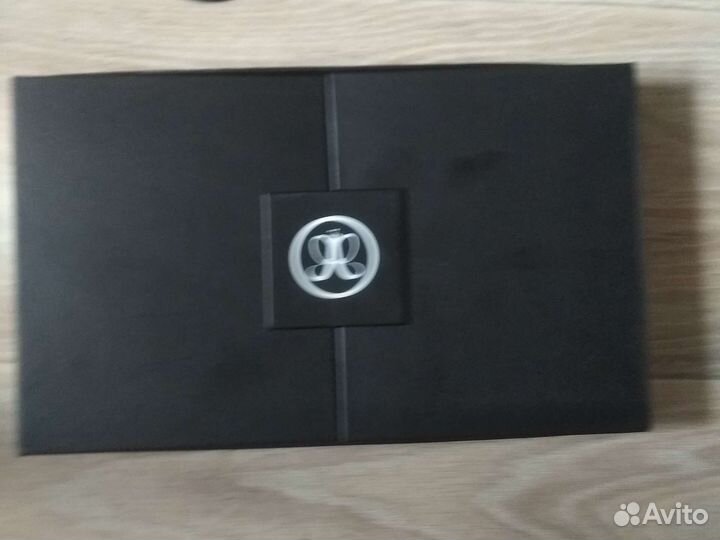 Помада новая