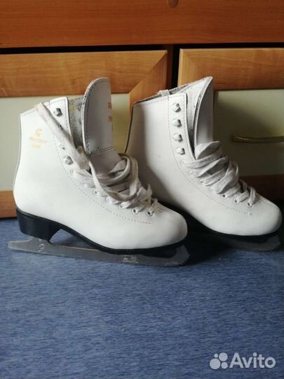 Коньки 36 р женские б/у