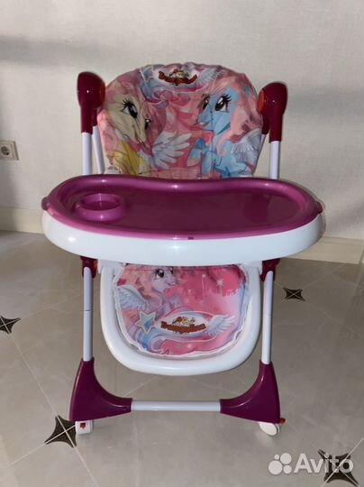 Детский стульчик для кормления