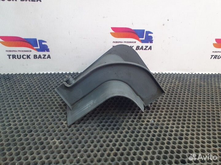 Накладка левая над спальником