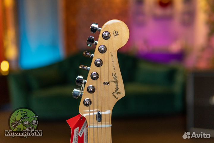 Fender Player Stratocaster MN 3-Colour Sunburst