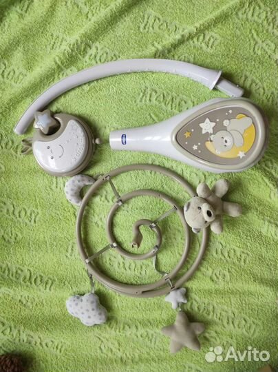 Детский мобиль в кроватку