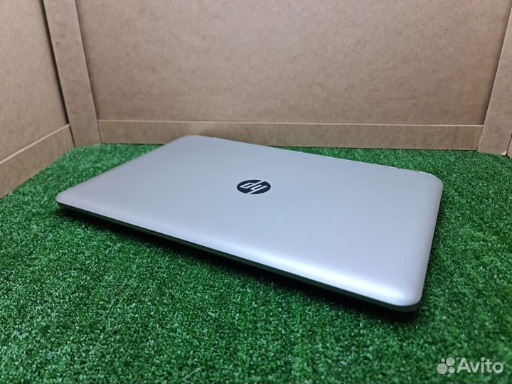 Ноутбук HP Pavilion 17 AMD/RadeonR3/4gb/hdd500gb/1