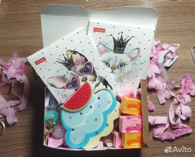 Брелок-зеркало, подарок для девушки (2вида)