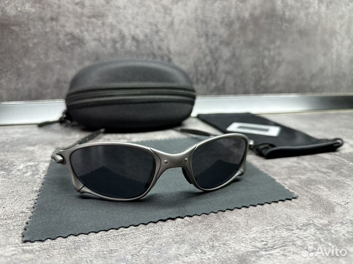 Очки Oakley Juliet x Metal y2k