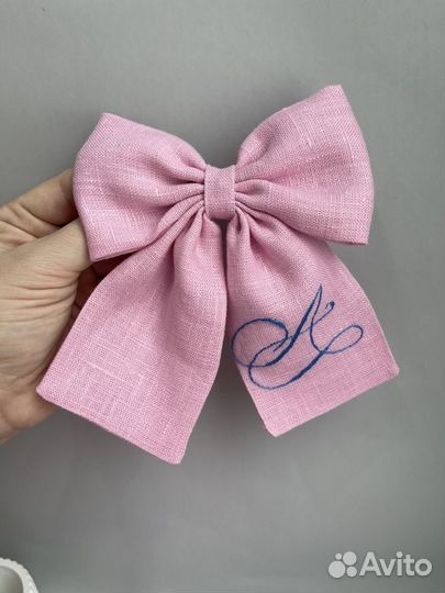 Бантик с вышивкой