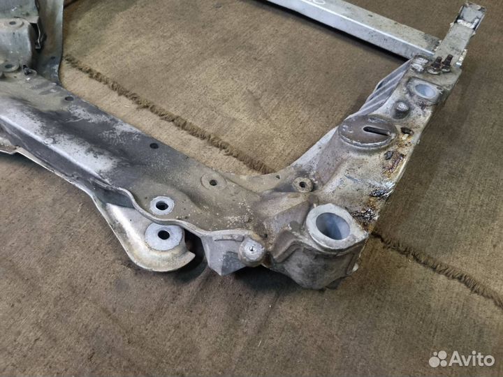 Подрамник передний Infiniti FX/QX70 S51