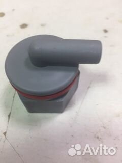 Ферма. Клапан с соской для ведра выпоики телят