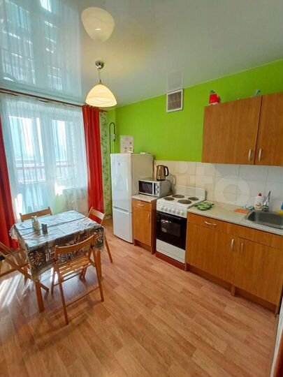 2-к. квартира, 50 м², 10/10 эт.