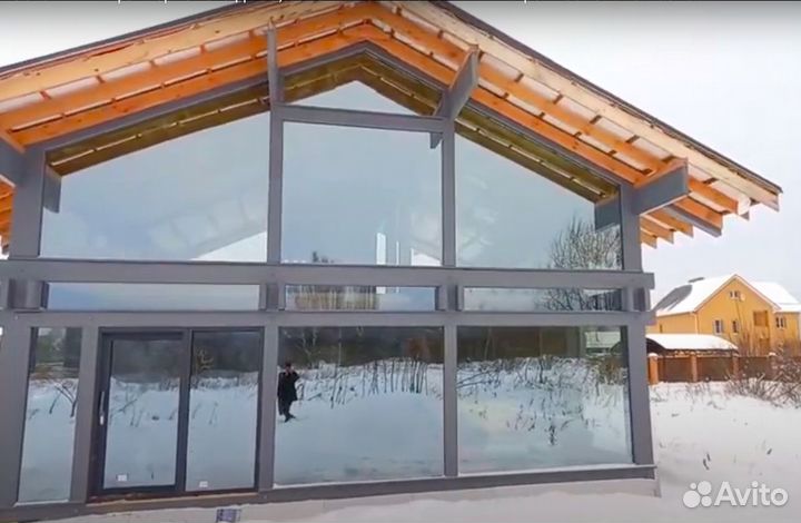 Панорамное безрамное остекление фахверк