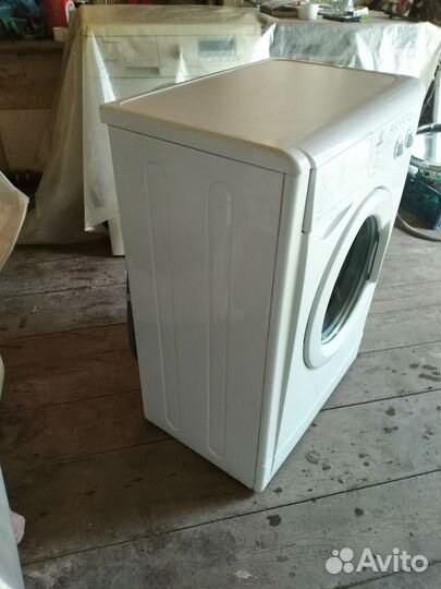 Indesit 5кг узкая 40см стиральная машинка