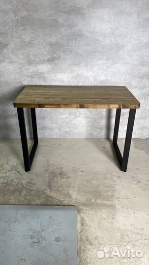 Стол компьютерный