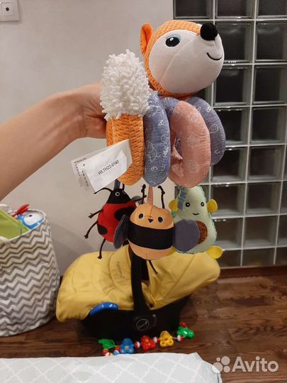 Подвесные игрушки в кроватку коляску манеж