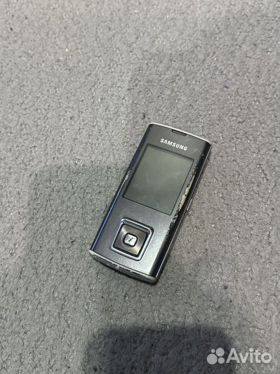 Samsung SGH-J600