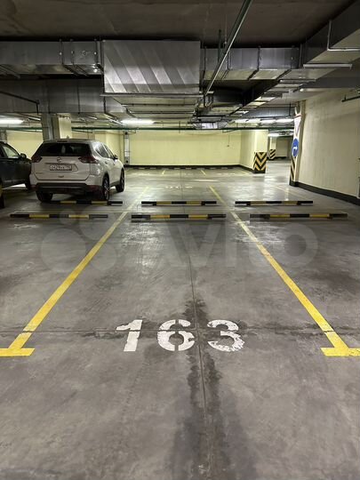 Машиноместо, 14 м²