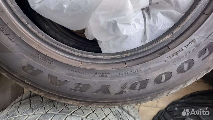 Goodyear Eagle Sport TZ SUV 215/60 R17 30D