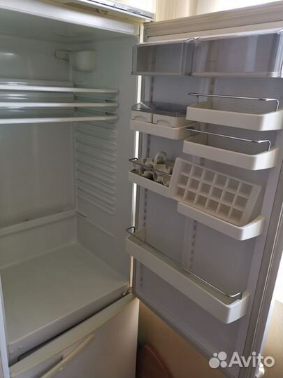Холодильник атлант бу