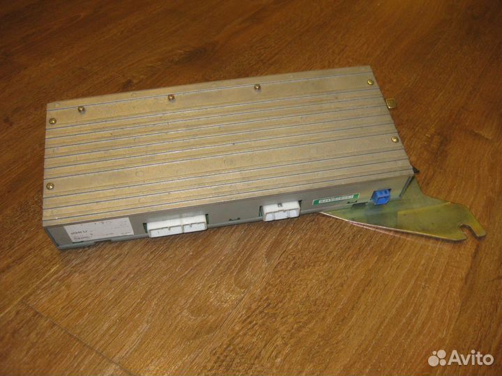 Усилитель магнитолы для Лексус. 86100-48030