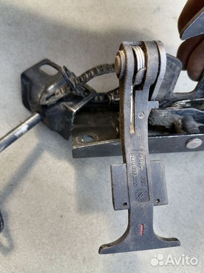 Замок капота для Mercedes Benz W220 1998-2005