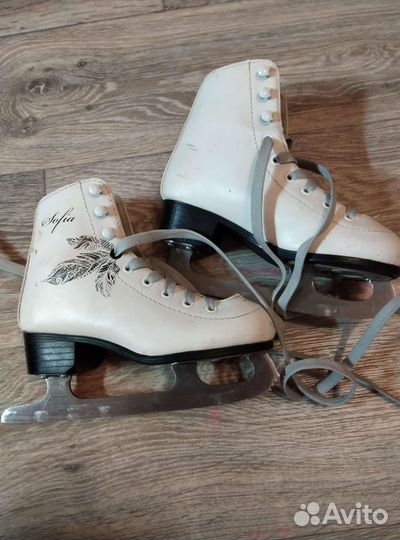 Фигурные коньки 30 р