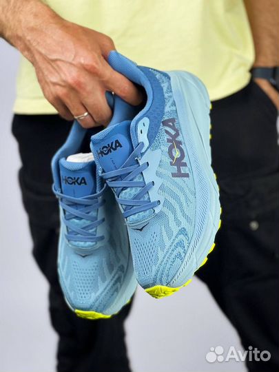 Кроссовки Hoka Challenger Art 7