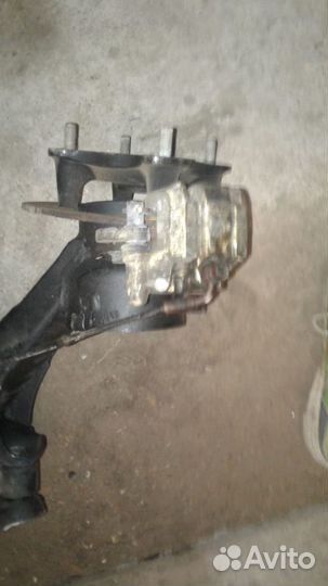 Ступицы и суппорта на CAN - AM Commander 800R