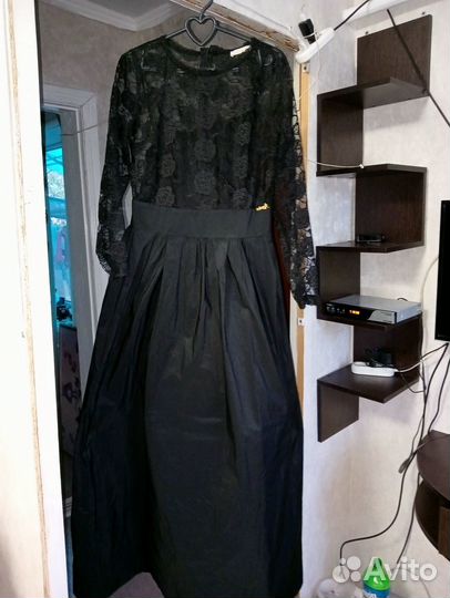 Вечернее платье