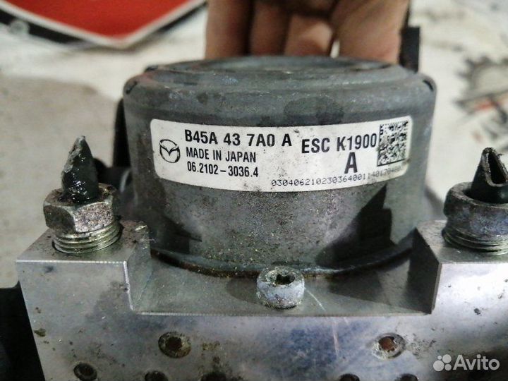 Блок ABS Mazda 3 BM 2014