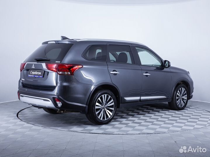 Mitsubishi Outlander 2.4 CVT, 2021, 63 856 км